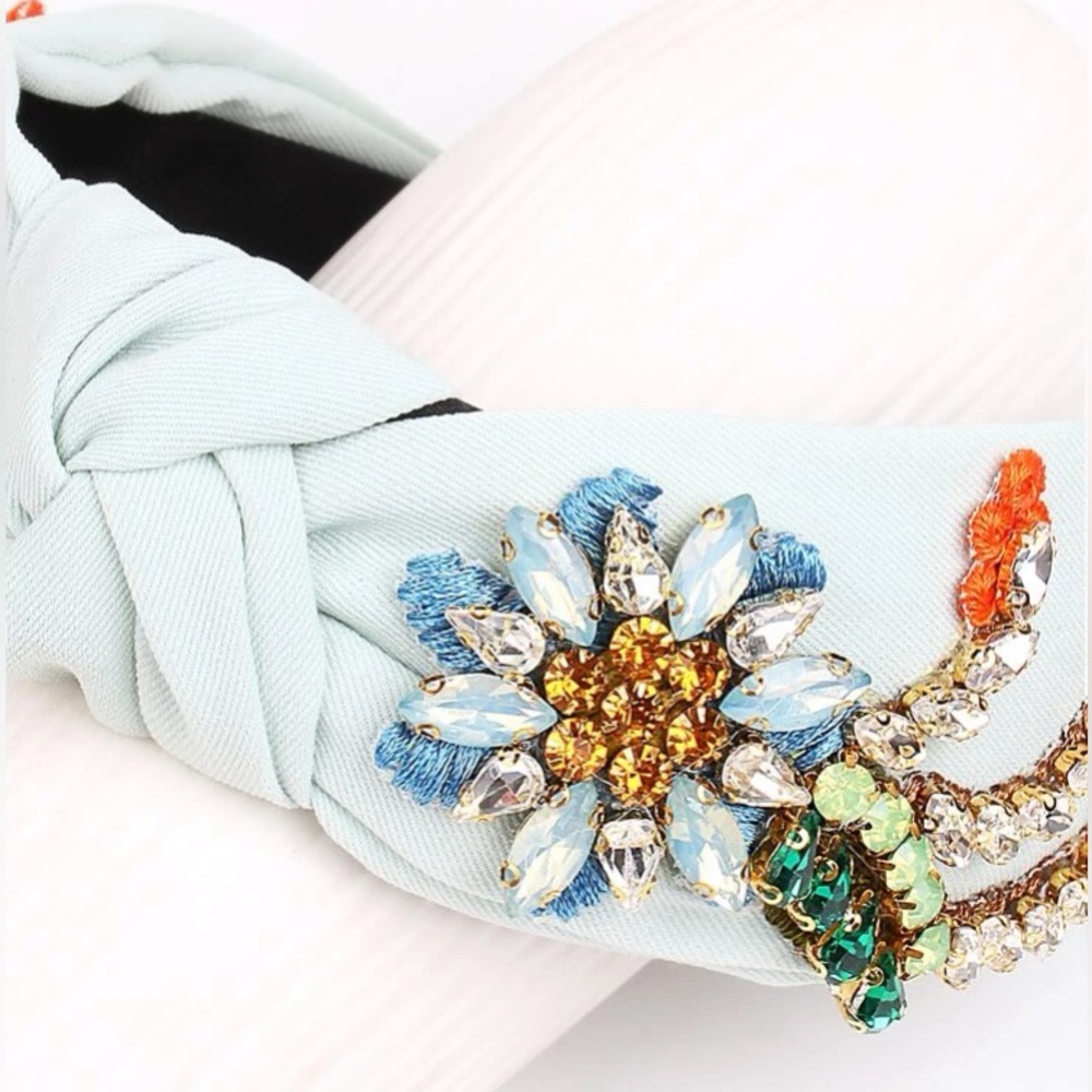 Gorgeous Stone Headband - Picture 5 of 10